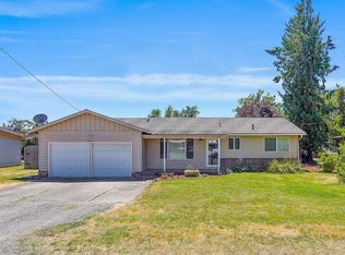 4394 Country Ln NE, Salem, OR 97305