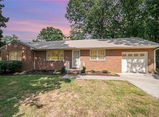 662 Oakgrove Rd, Asheboro, NC 27205