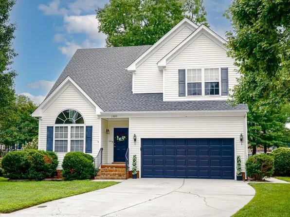 1009 Seagull Ct, Chesapeake, VA 23322