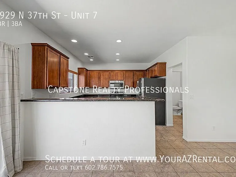 2929 N 37th St #7 — Photo 4