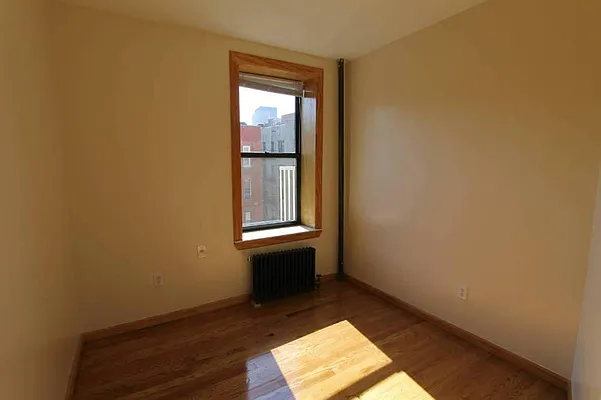 Rented by Town Residential | media 5