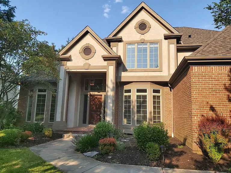 8034 Balmoral Ct — Photo 4