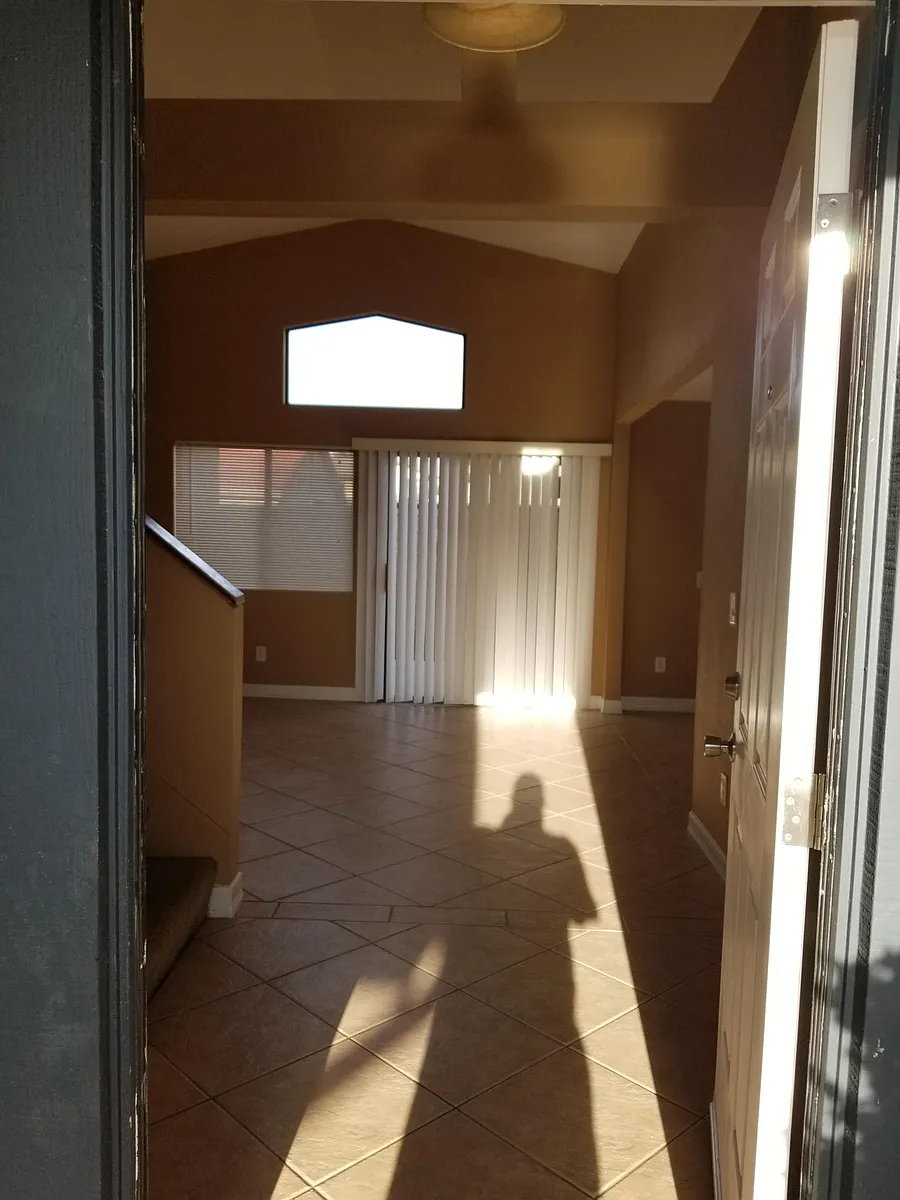 Building Photo - 1582 Fox Run