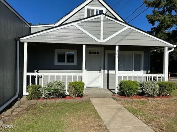 303 SE Neptune Ave, Lincoln City, OR 97367