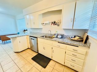 2732 W Jefferson Blvd #2732, Dallas, TX 75211