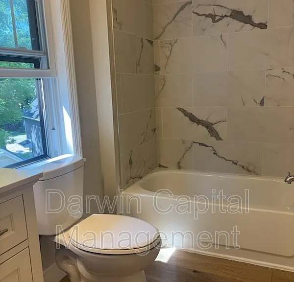 166 East Ave E — Photo 15