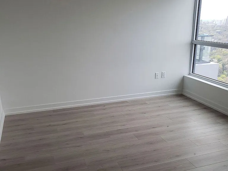 395 Bloor St E #3706 — Photo 4