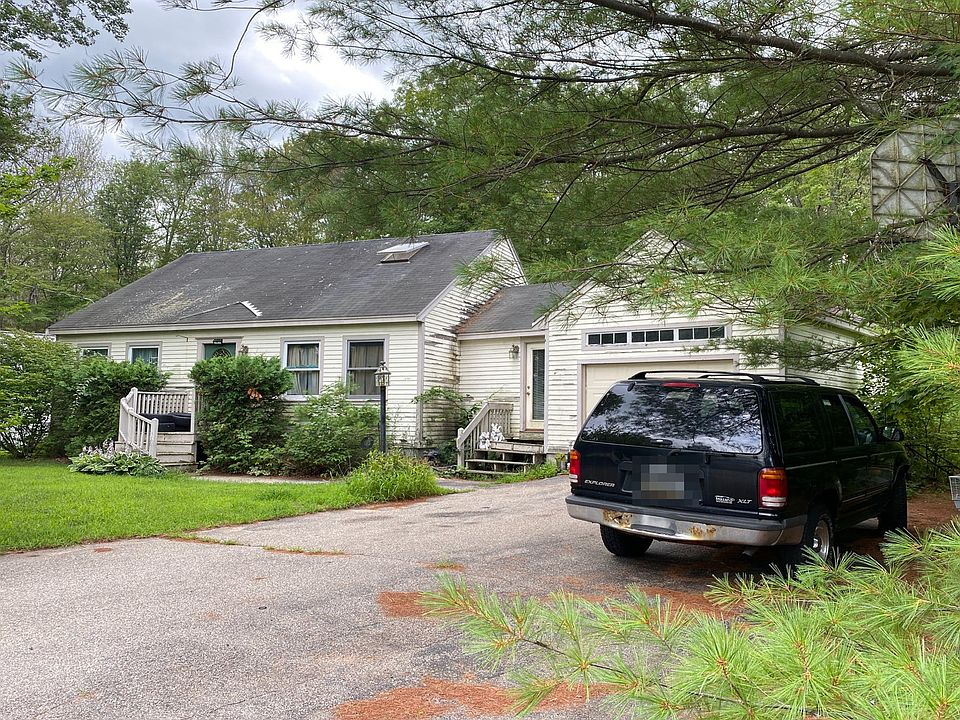 2nd image of 2378 W Side Rd