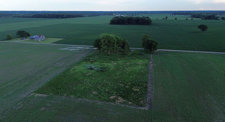 1st image of 1000 W County Road 700 N
