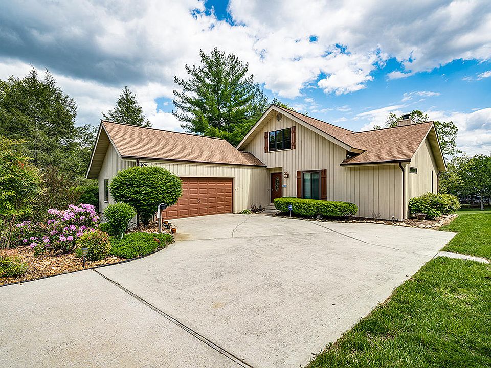 1st image of 134 Sugarbush Cir
