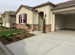 3021 Swift Ln, Clovis, CA 93619