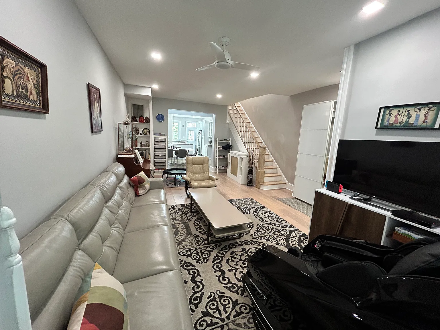 3 bed, 1600 sqft, $5,200 — Photo 3