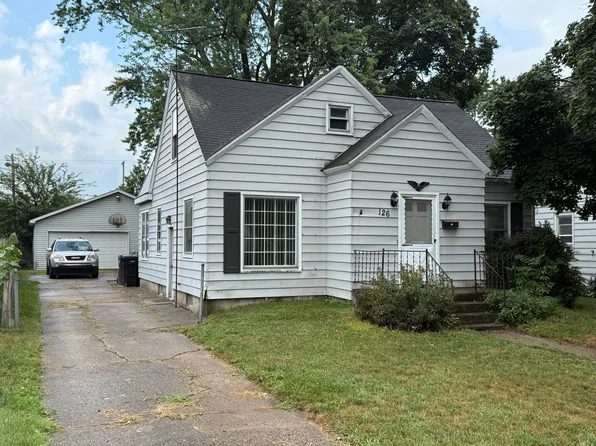 126 Murray St SE, Kentwood, MI 49548