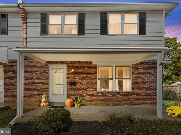 9 Grove Ave #A, Flourtown, PA 19031