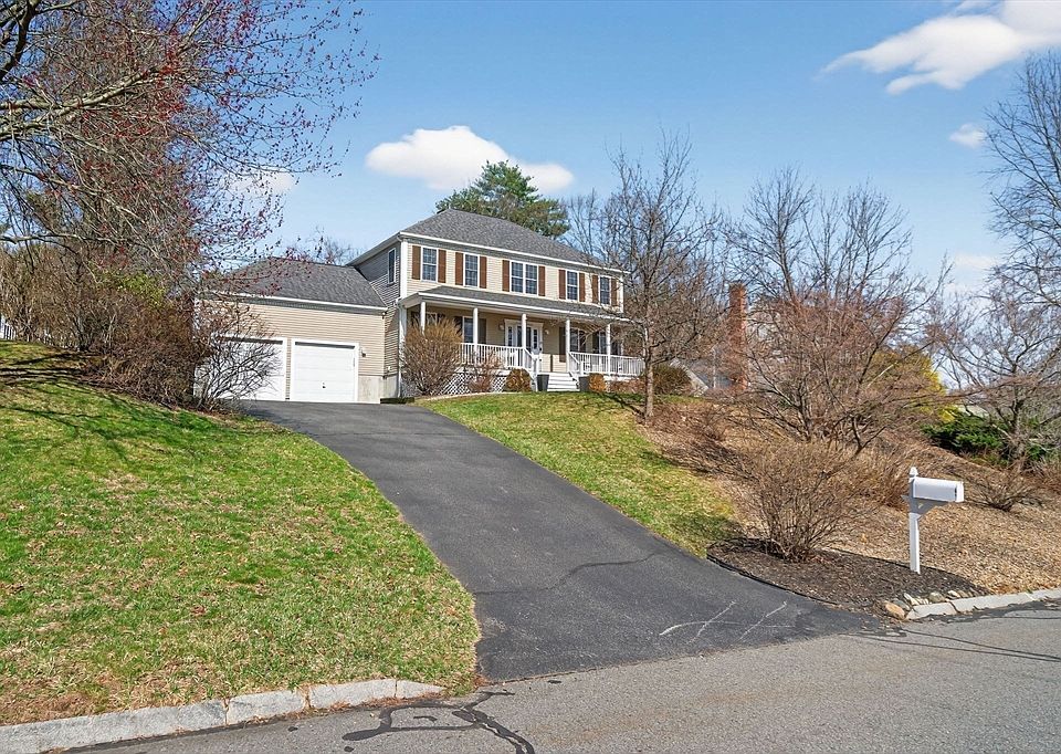 1st image of 49 Lorraine Metcalf Rd