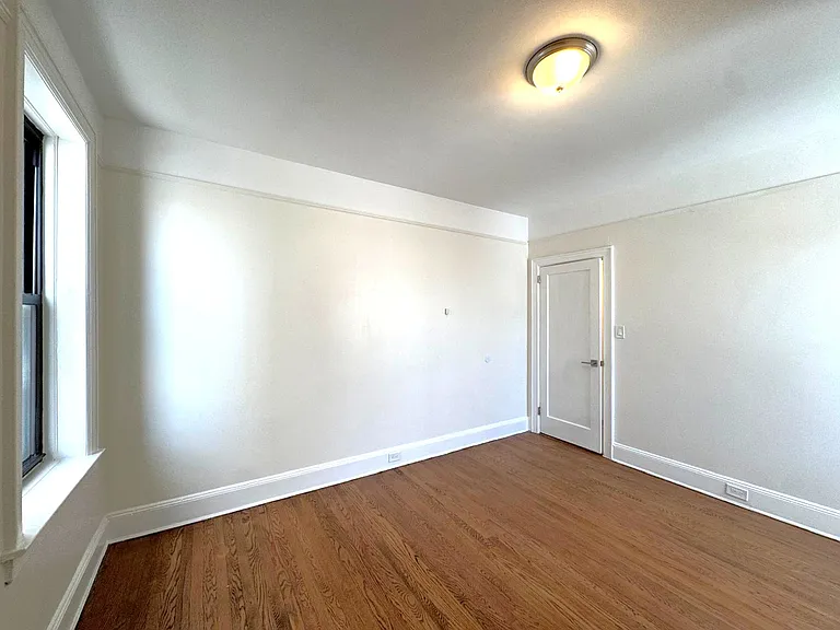 2203 Harman St #B2 — Photo 10