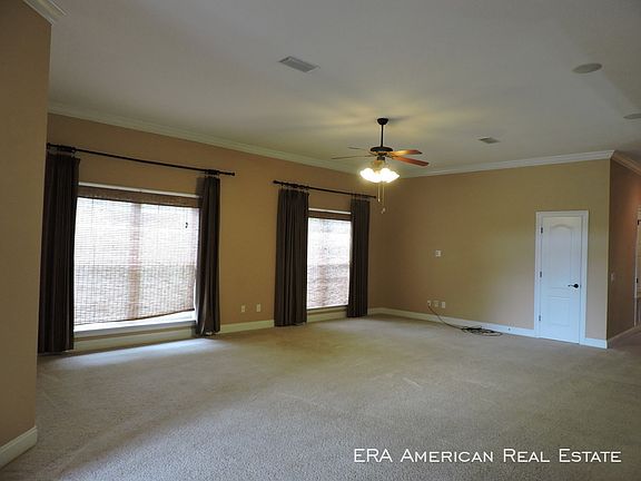 4th image of 5308 Woodlake Trc