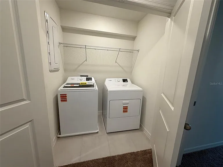2817 Moonshadow Ct — Photo 15
