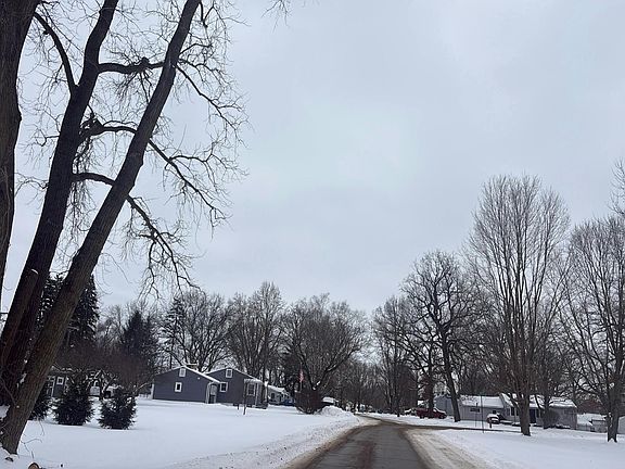 4th image of 69217 Elaine Dr