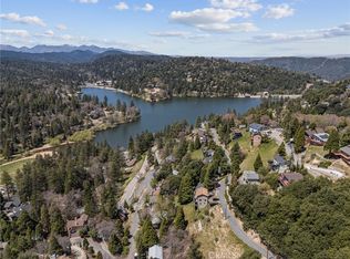 781 Arbula Dr, Crestline, CA 92325