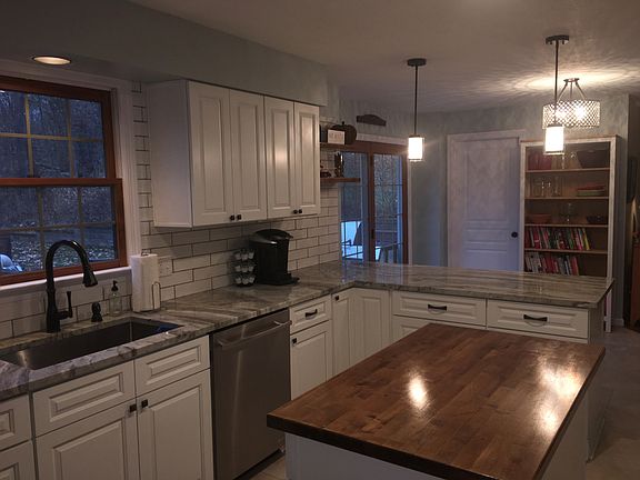 3rd image of 109 Pinehurst Dr