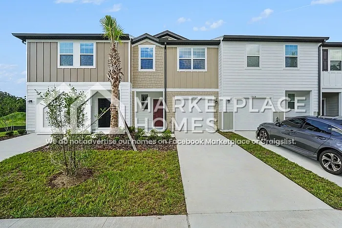 12022 Sylvia St — Photo 2
