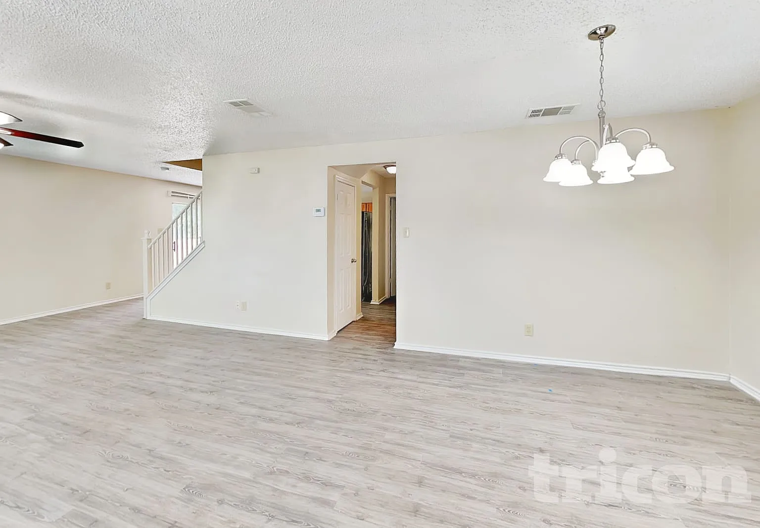 8055 Chestnut Cedar Drive Converse TX — Photo 4
