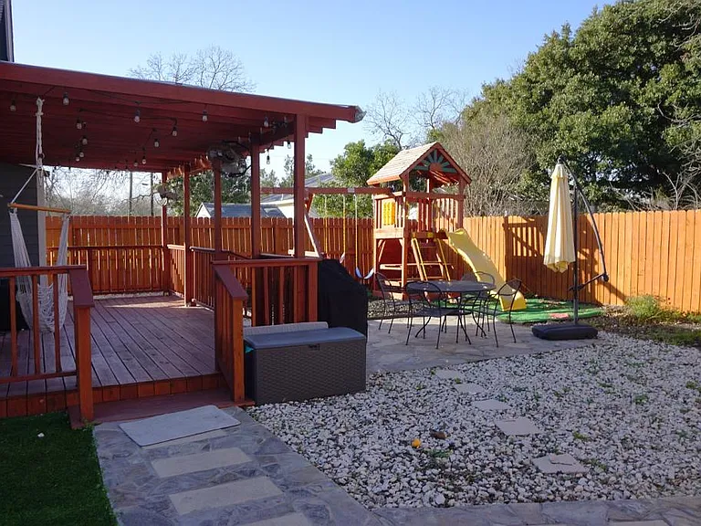 1415 Semlinger Rd — Photo 14