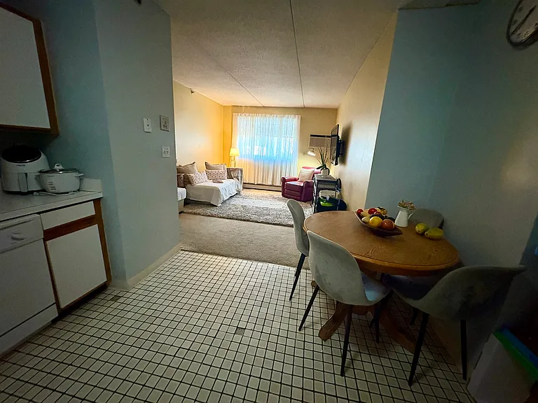23 Ferry St #20 — Photo 3