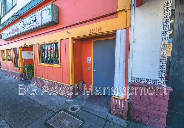 2039 Macarthur Blvd #9 — Photo 16