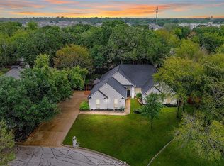 2602 Greenberry Cir, College Station, TX 77845