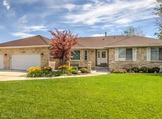 9487 S Heather Dale Cir, South Jordan, UT 84095