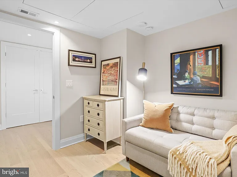 925 Fairfax St #704 — Photo 6