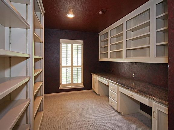 4th image of 1807 Kingsmill Ln