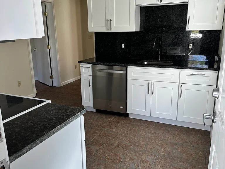 131 Mill St #2 — Photo 9