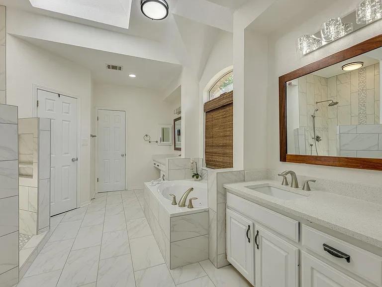 8908 Pepper Rock Dr — Photo 20