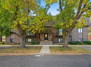 3552 S Gateway Blvd APT 104, Sioux Falls, SD 57106