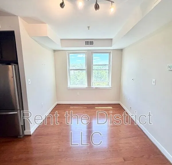 4800 Georgia Ave NW #402 — Photo 3