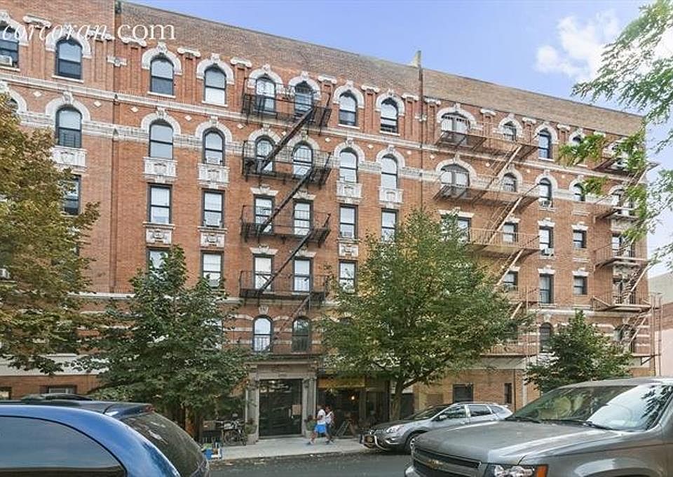 2nd image of 330 12th St