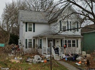 27 Walnut St, Sussex, NJ 07461