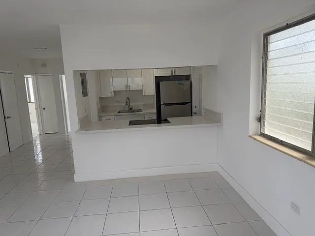 8017 Byron Ave #6 — Photo 6