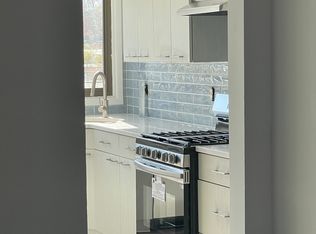 764 Twin Rivers Dr N, East Windsor, NJ 08520