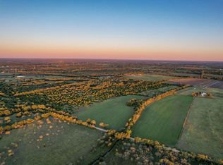 W Rainer Ln, West, TX 76691