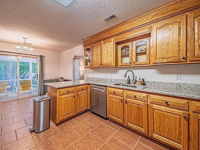 1265 Cutleaf Dr — Photo 10