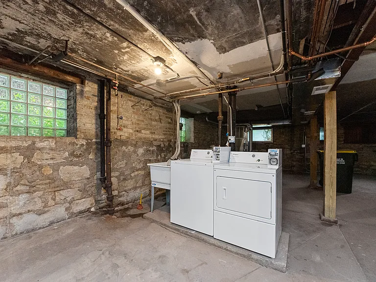 1353 W Catalpa Ave #1 — Photo 14