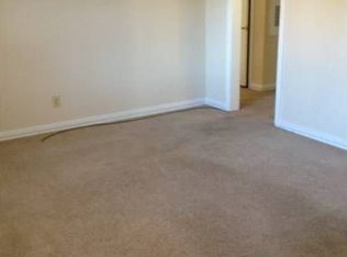 2550 Glenwood Ave APT D, Raleigh, NC 27608