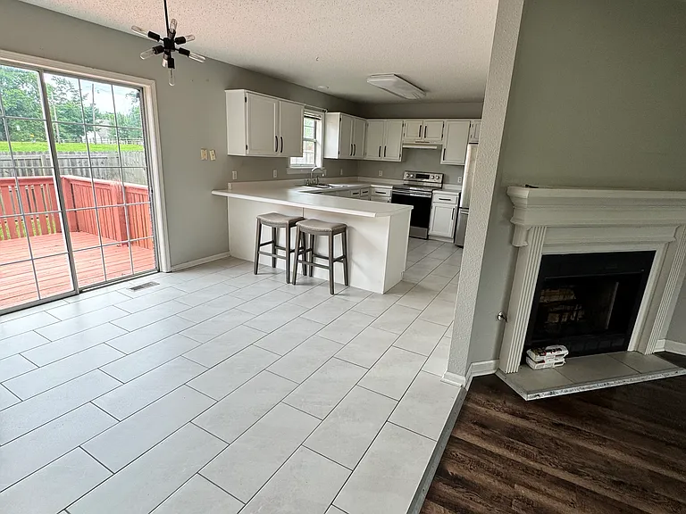 4165 E Skillern Rd — Photo 6