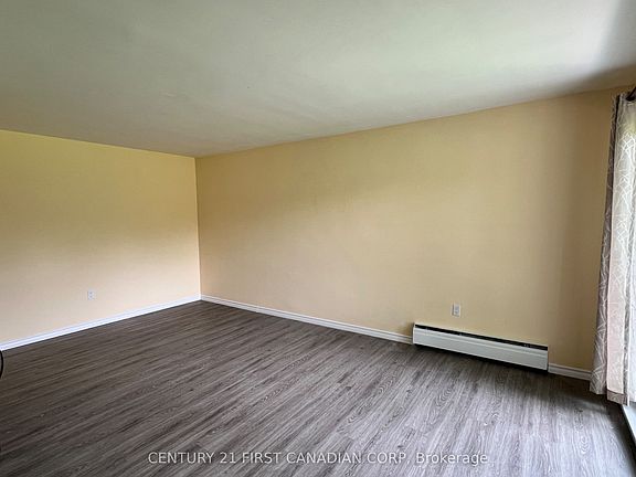 2nd image of 1830 Dumont St #207
