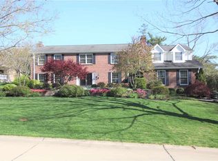 2621 Shaker Rd, Lakeside Park, KY 41017