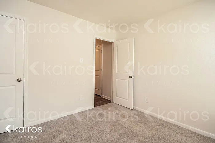 15581 Briar Forest Dr — Photo 13